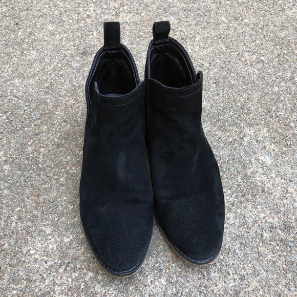 dolce vita tivon perforated bootie